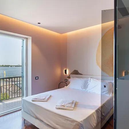 Uefio - Boutique 3* Bacoli